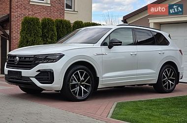 Внедорожник / Кроссовер Volkswagen Touareg 2021 в Черновцах