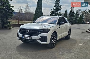 Внедорожник / Кроссовер Volkswagen Touareg 2021 в Киеве