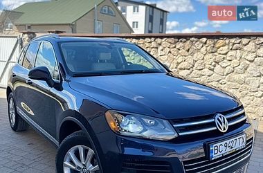 Внедорожник / Кроссовер Volkswagen Touareg 2012 в Тернополе
