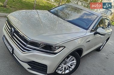 Позашляховик / Кросовер Volkswagen Touareg 2021 в Вінниці