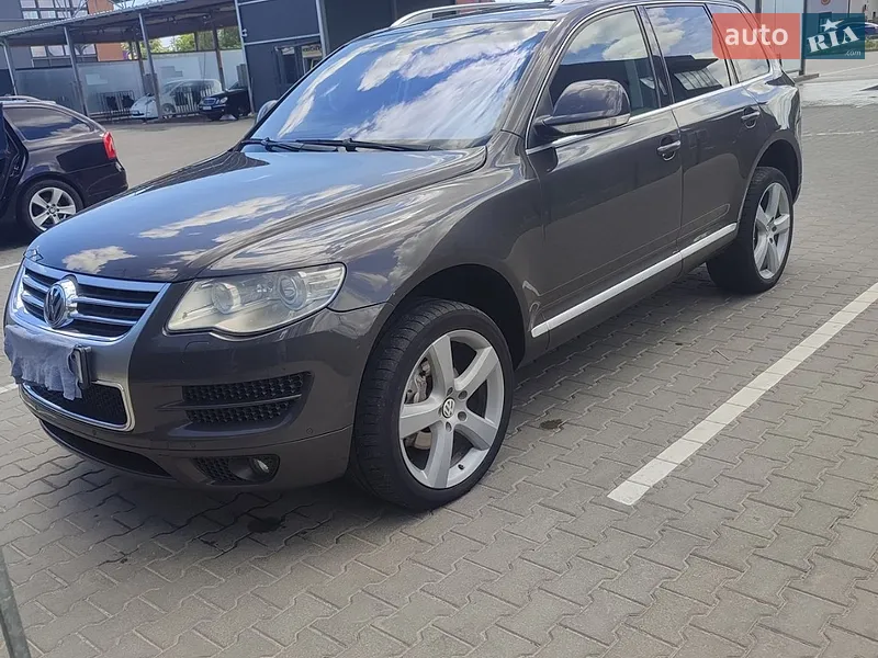 Volkswagen Touareg