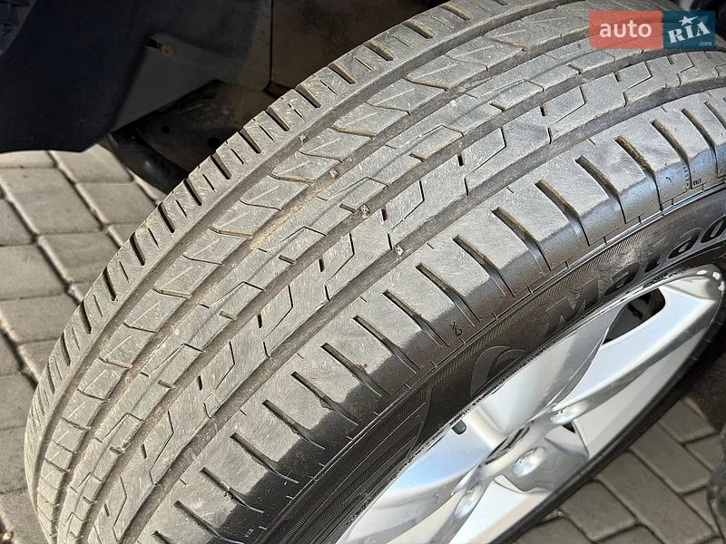 Volkswagen Touareg 2011 VIN WVGZZZ7PZBD028420 фото оголошення 29 з 162