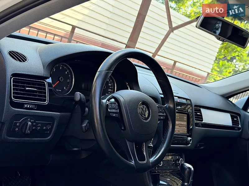 Volkswagen Touareg 2011 VIN WVGZZZ7PZBD028420 фото оголошення 60 з 162