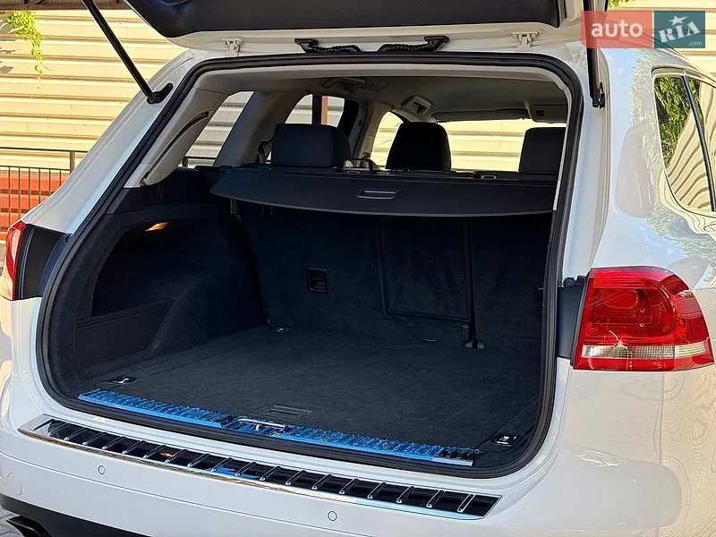 Volkswagen Touareg 2011 VIN WVGZZZ7PZBD028420 фото оголошення 110 з 162
