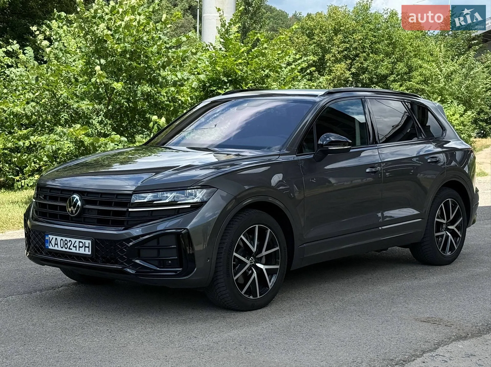 2023 Volkswagen Touareg - мініатюра 2