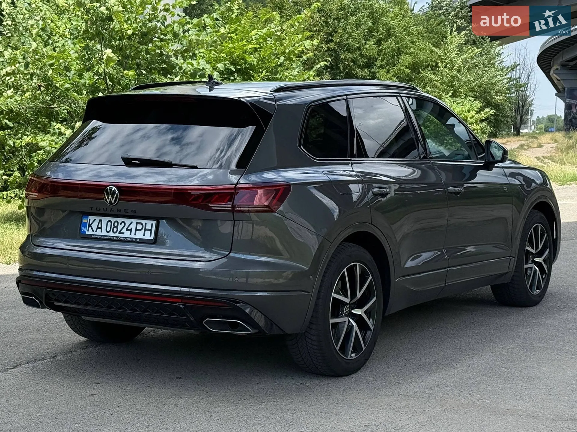 2023 Volkswagen Touareg - мініатюра 8
