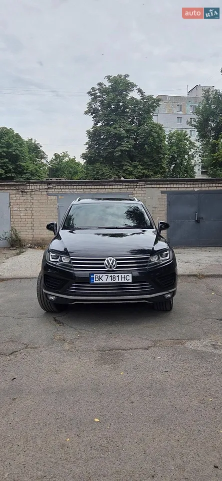 2017 Volkswagen Touareg - мініатюра 28