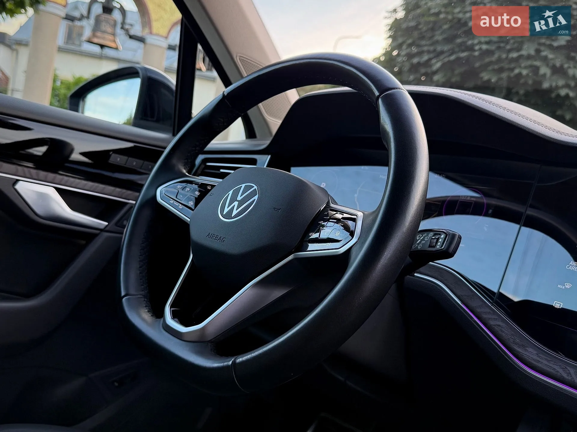 2022 Volkswagen Touareg - мініатюра 88