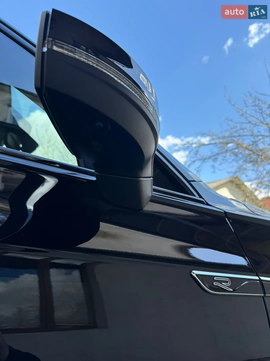 2022 Volkswagen Touareg - мініатюра 29