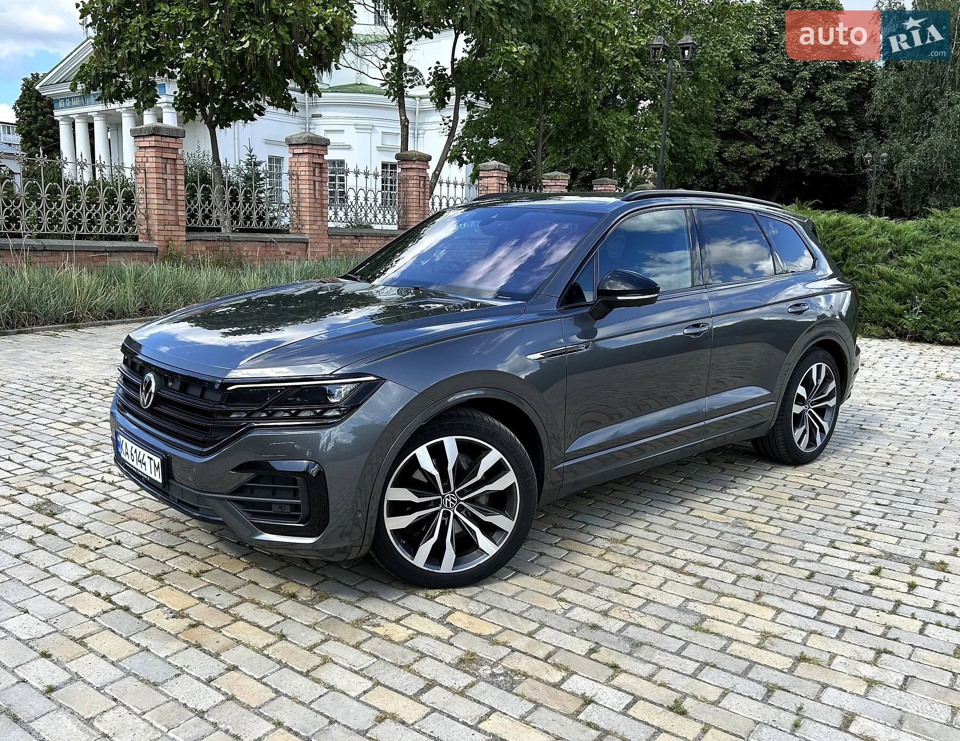 2023 Volkswagen Touareg - мініатюра 18