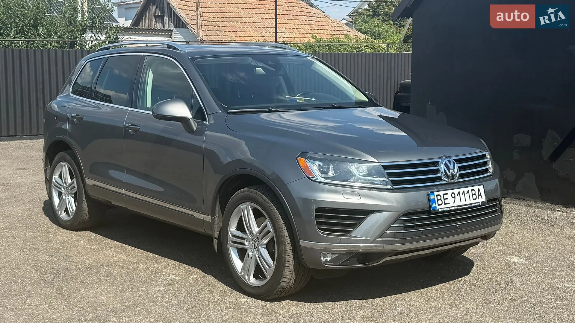 2015 Volkswagen Touareg - мініатюра 2