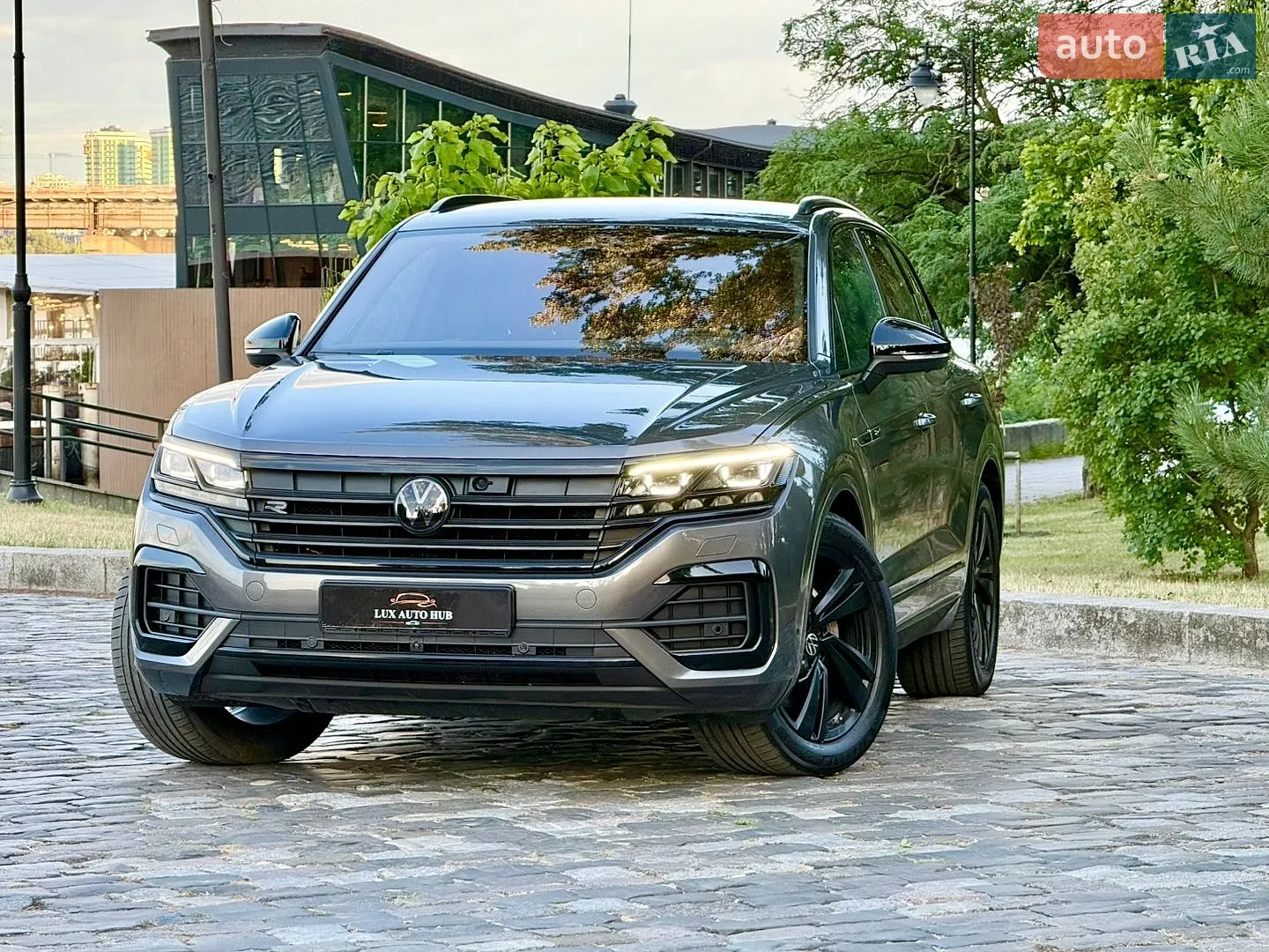 2023 Volkswagen Touareg - мініатюра 18