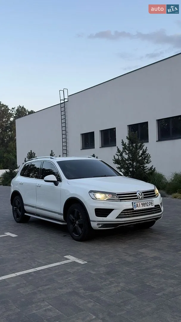 2015 Volkswagen Touareg - мініатюра 5