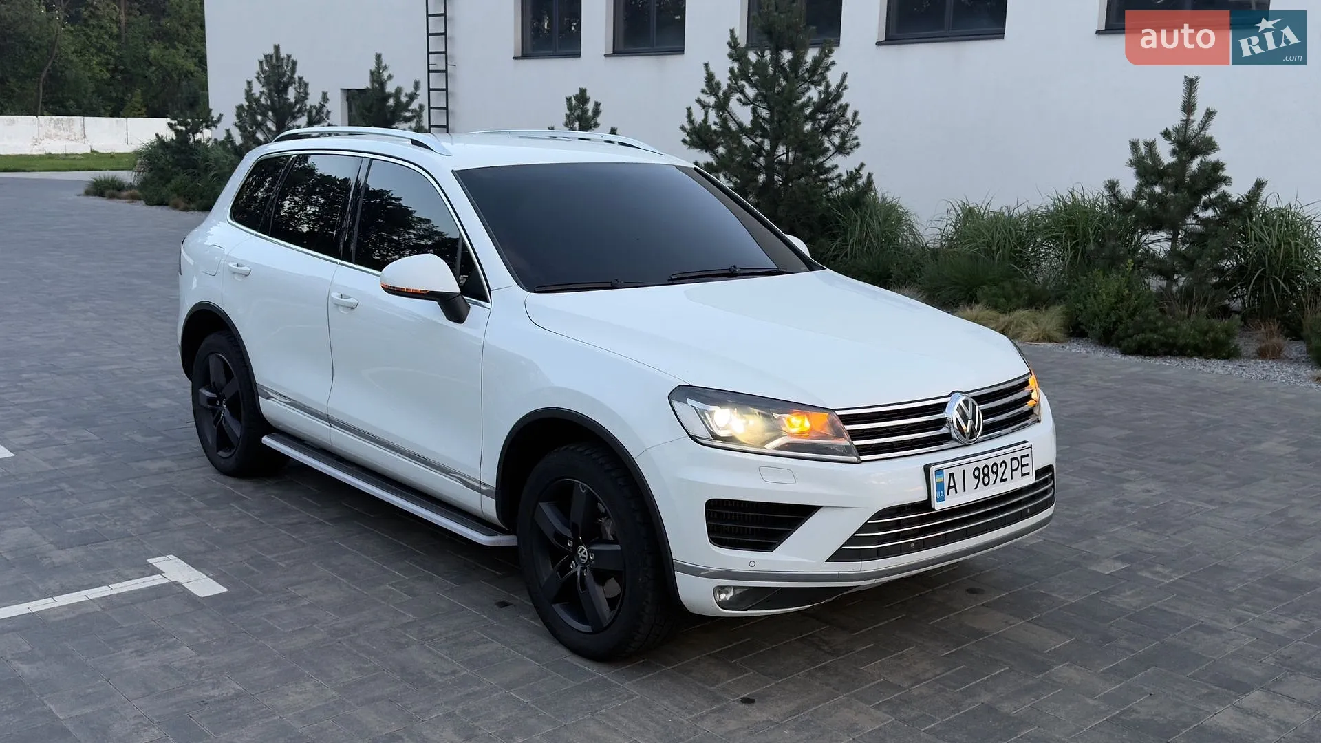 2015 Volkswagen Touareg - мініатюра 4