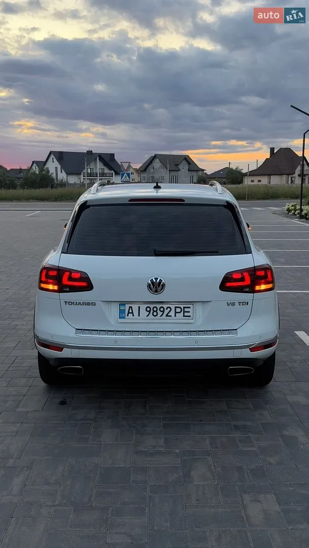 2015 Volkswagen Touareg - мініатюра 21