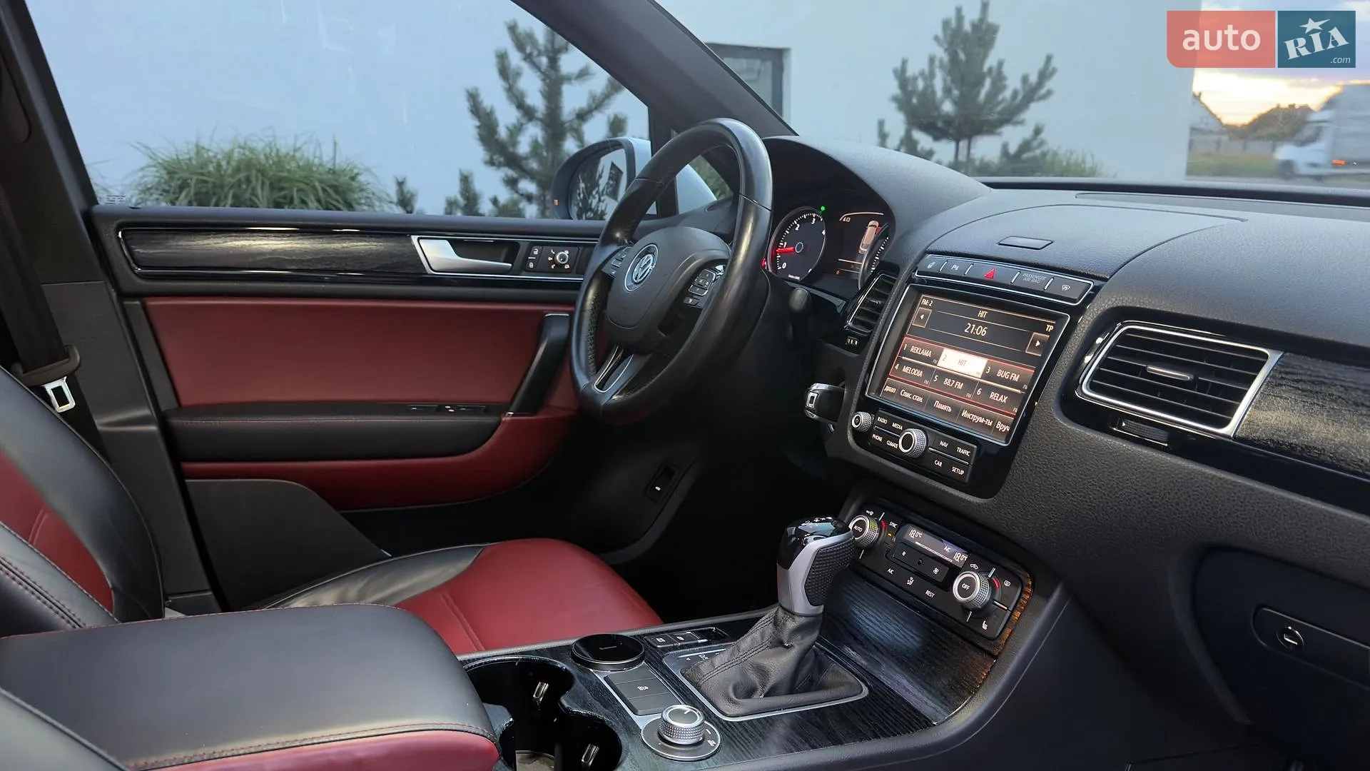 2015 Volkswagen Touareg - мініатюра 30