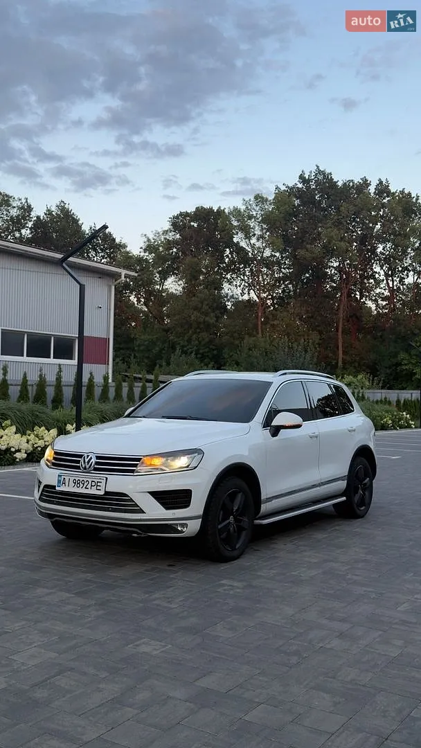 2015 Volkswagen Touareg - мініатюра 8