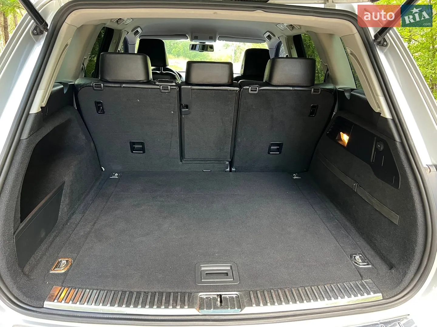 2012 Volkswagen Touareg - мініатюра 20