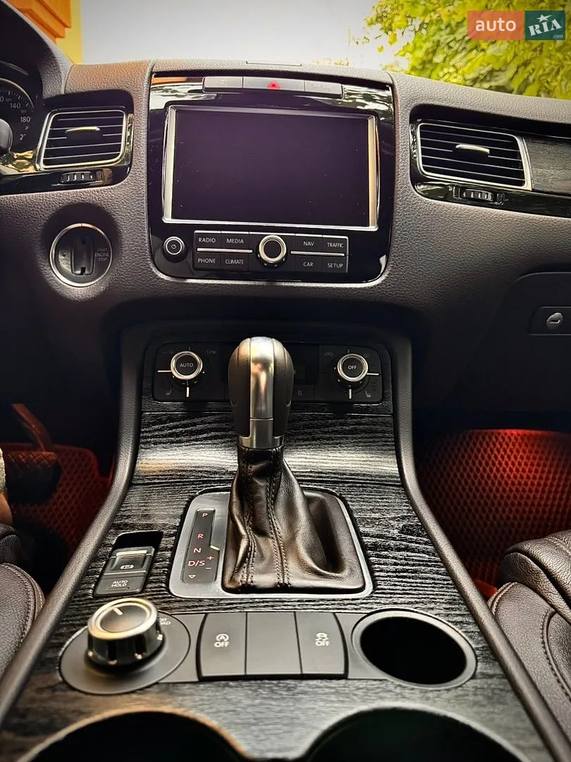 2013 Volkswagen Touareg - мініатюра 11