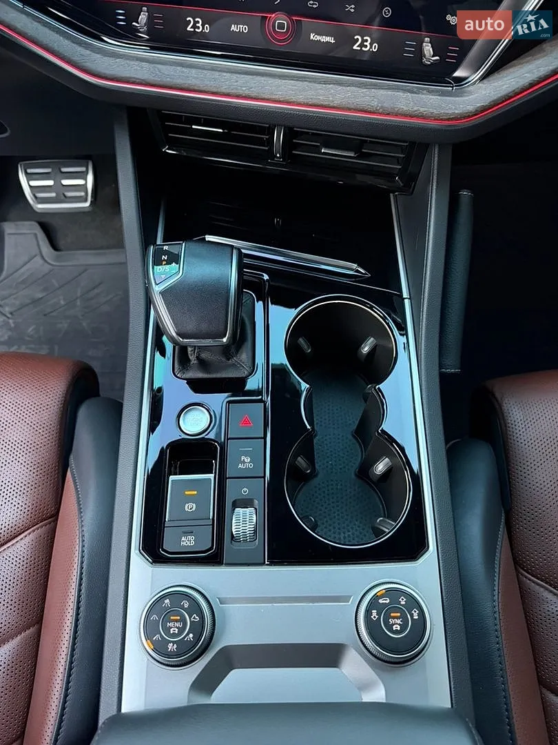 2022 Volkswagen Touareg - мініатюра 15