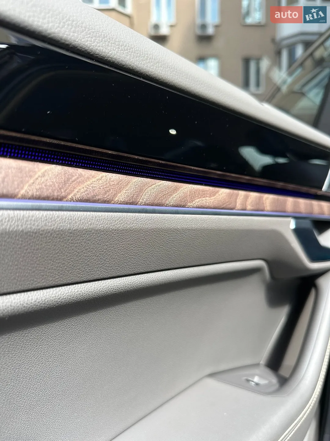 2020 Volkswagen Touareg - мініатюра 41