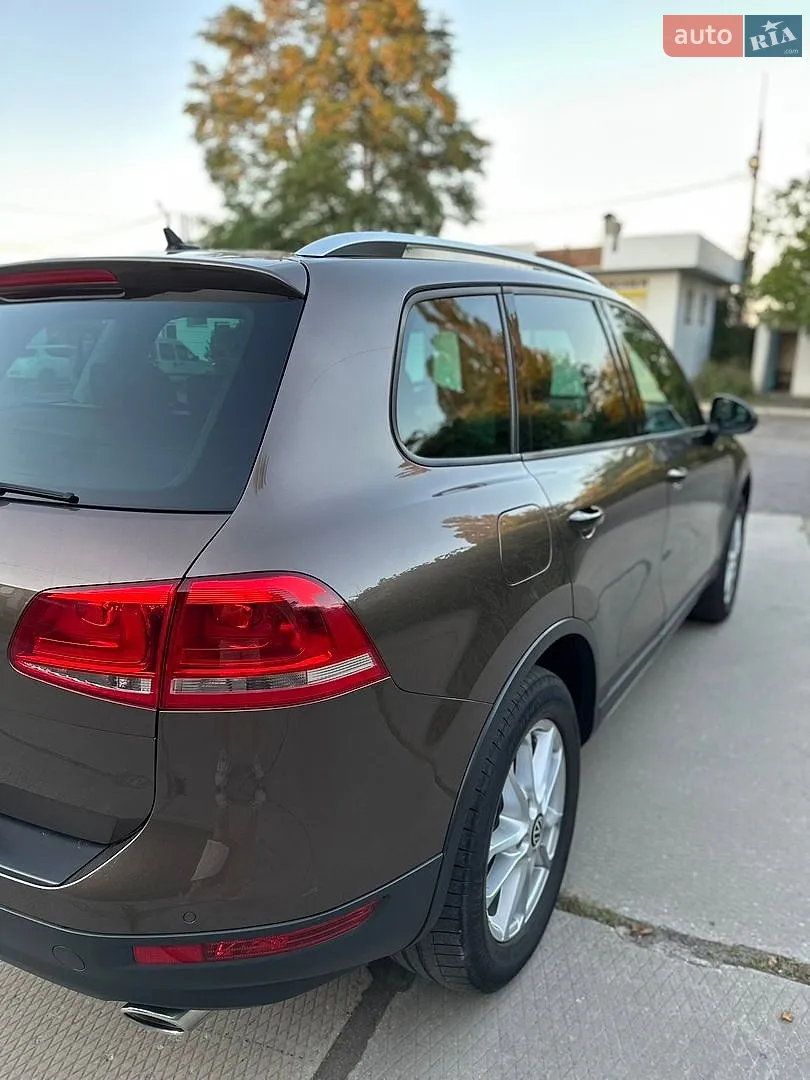 2011 Volkswagen Touareg - мініатюра 8