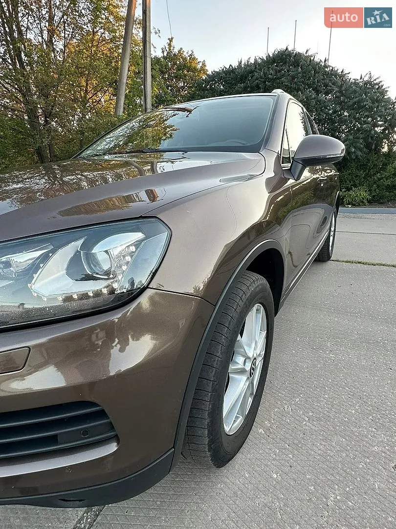 2011 Volkswagen Touareg - мініатюра 4