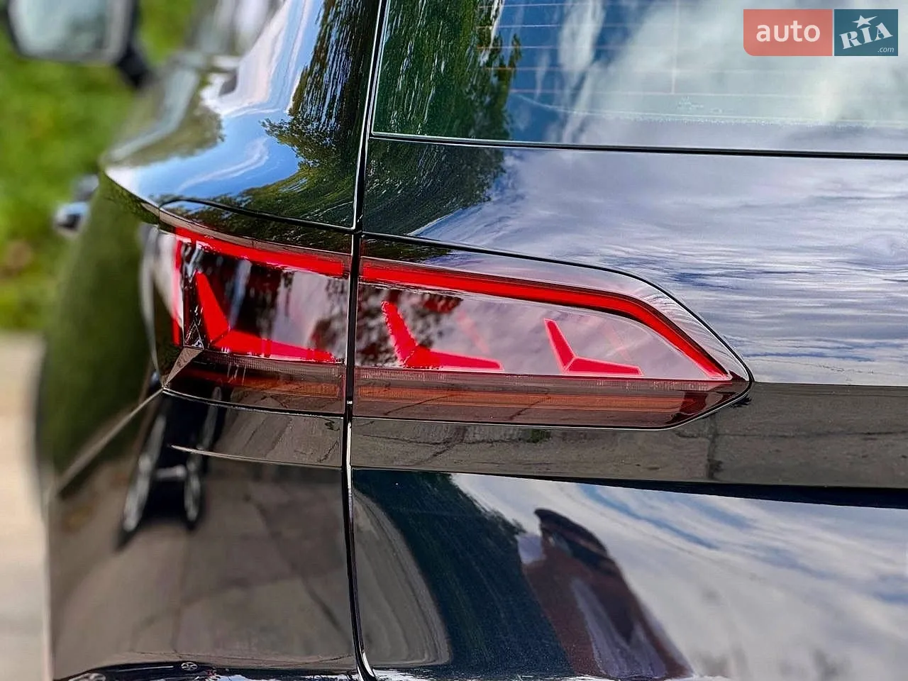 2021 Volkswagen Touareg - мініатюра 28
