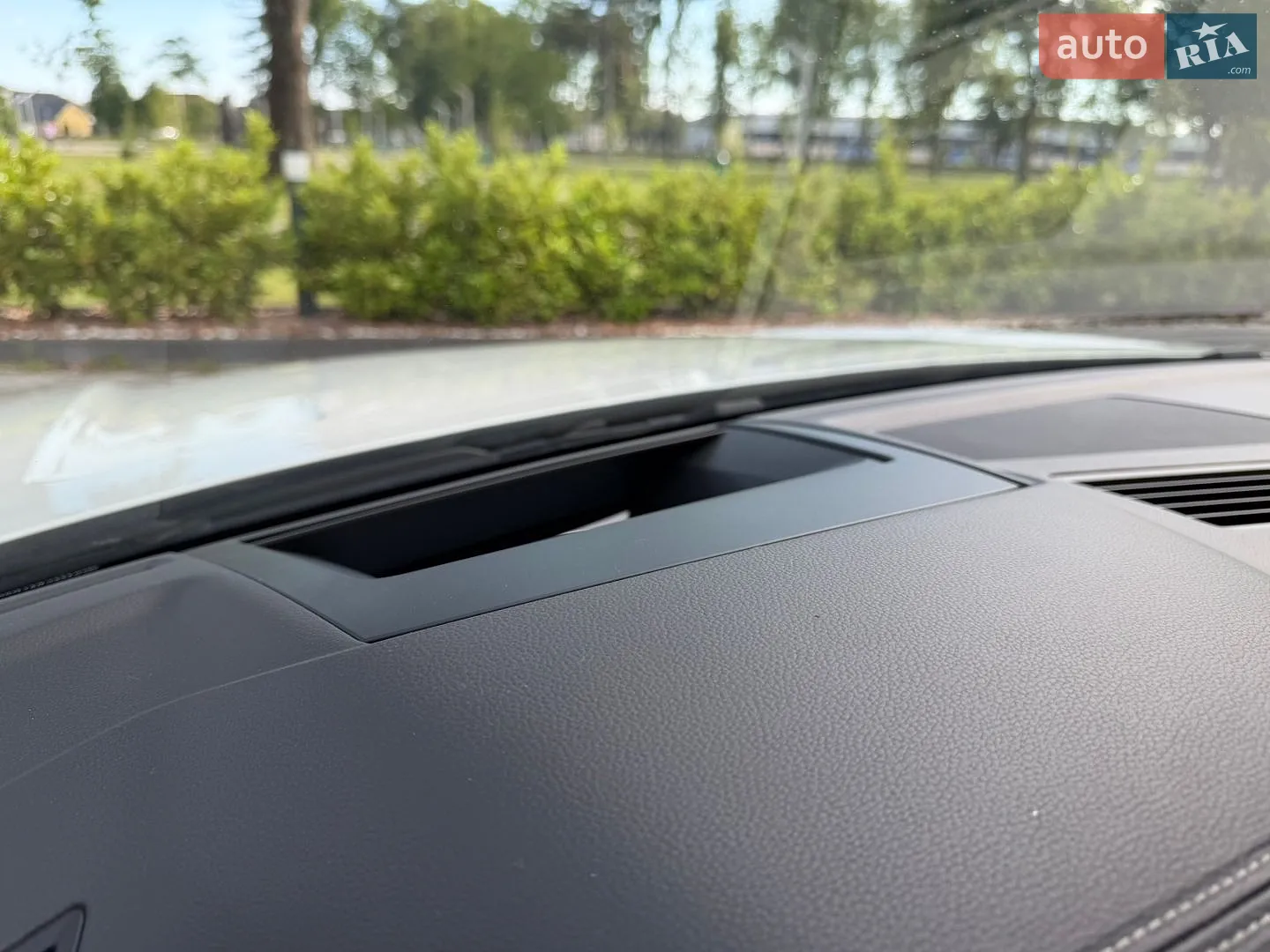 2019 Volkswagen Touareg - мініатюра 14