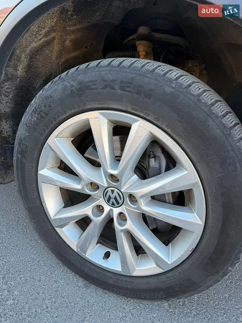 2013 Volkswagen Touareg - мініатюра 11