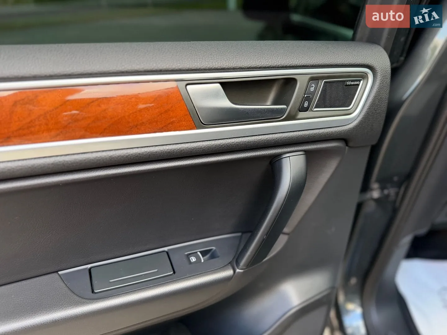 2012 Volkswagen Touareg - мініатюра 41
