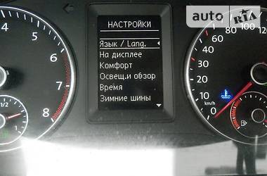 Минивэн Volkswagen Touran 2012 в 