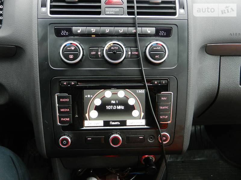 Мінівен Volkswagen Touran 2012 в Запоріжжі