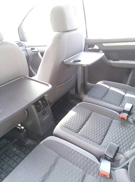 Минивэн Volkswagen Touran 2008 в Киеве