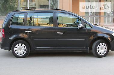 Минивэн Volkswagen Touran 2007 в Житомире