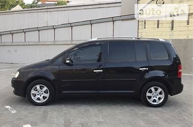  Volkswagen Touran 2005 в Одессе