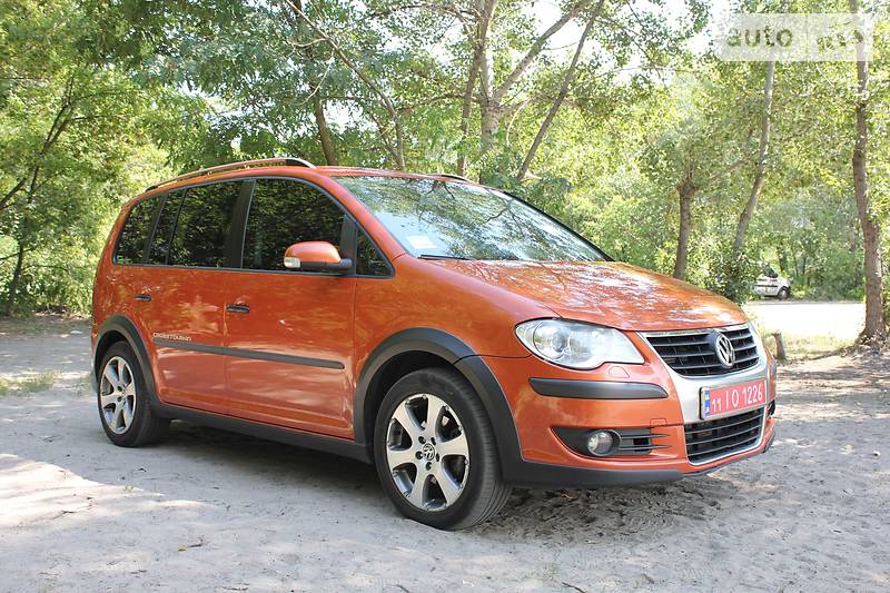 Универсал Volkswagen Touran 2007 в Киеве