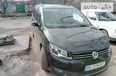 Микровэн Volkswagen Touran 2014 в Николаеве