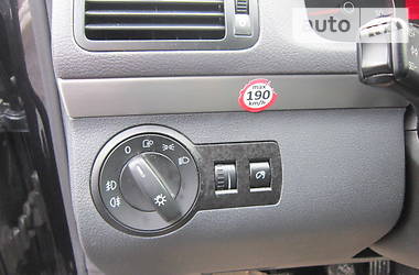Мінівен Volkswagen Touran 2006 в Житомирі