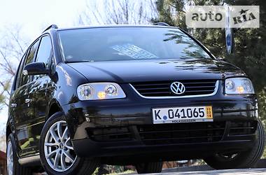 Минивэн Volkswagen Touran 2006 в Дрогобыче