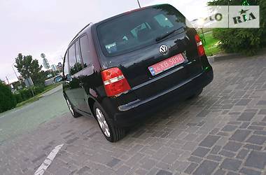 Минивэн Volkswagen Touran 2005 в Ровно