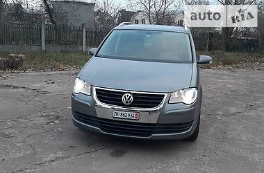 Минивэн Volkswagen Touran 2008 в Чернигове