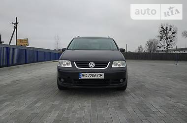 Мінівен Volkswagen Touran 2004 в 