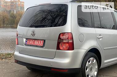 Минивэн Volkswagen Touran 2008 в Ровно