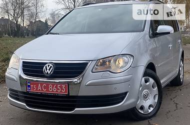 Минивэн Volkswagen Touran 2008 в Ровно