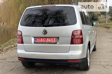 Минивэн Volkswagen Touran 2008 в Ровно