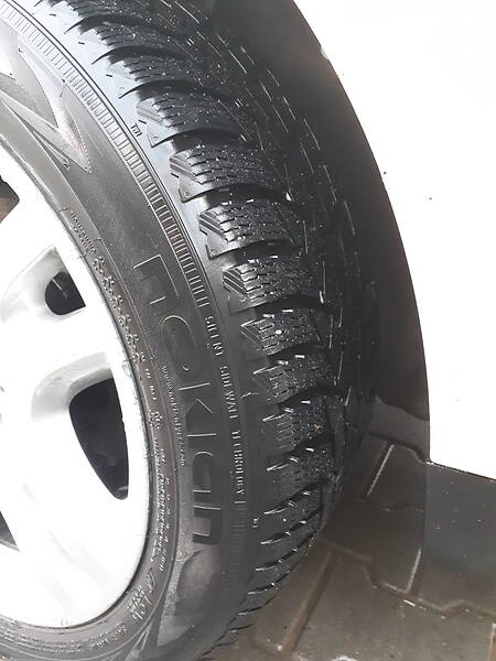 Мінівен Volkswagen Touran 2004 в Іршаві