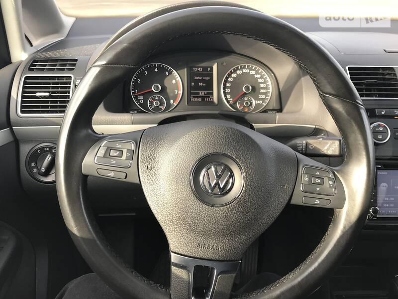 Мінівен Volkswagen Touran 2012 в Одесі