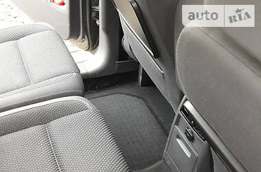Мінівен Volkswagen Touran 2011 в 