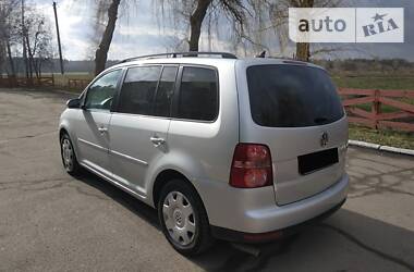 Мінівен Volkswagen Touran 2007 в 